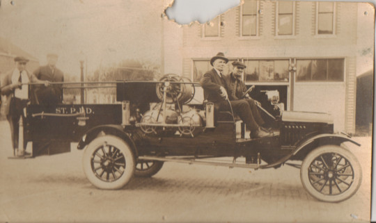 print a poster -  - St_Paul_Model_T_fire_truck.tif