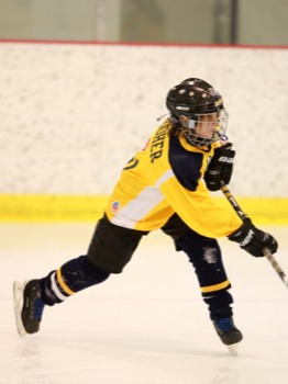 posters from photos - Ice Hockey - cade_2011_hockey_slapshot.jpg